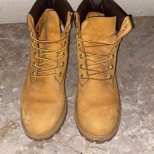 Women’s timberland boots size 7